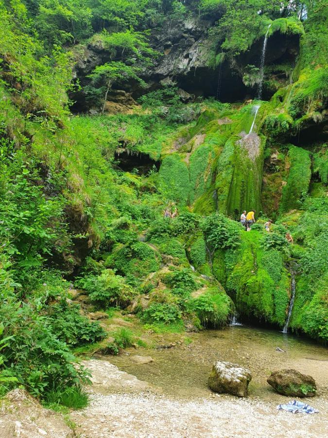 Готель Les Jardins D'Armance Le Valdahon Екстер'єр фото